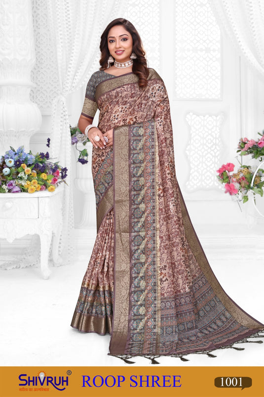 Saree blouse set with contrast color pairing from SHIVRUH.