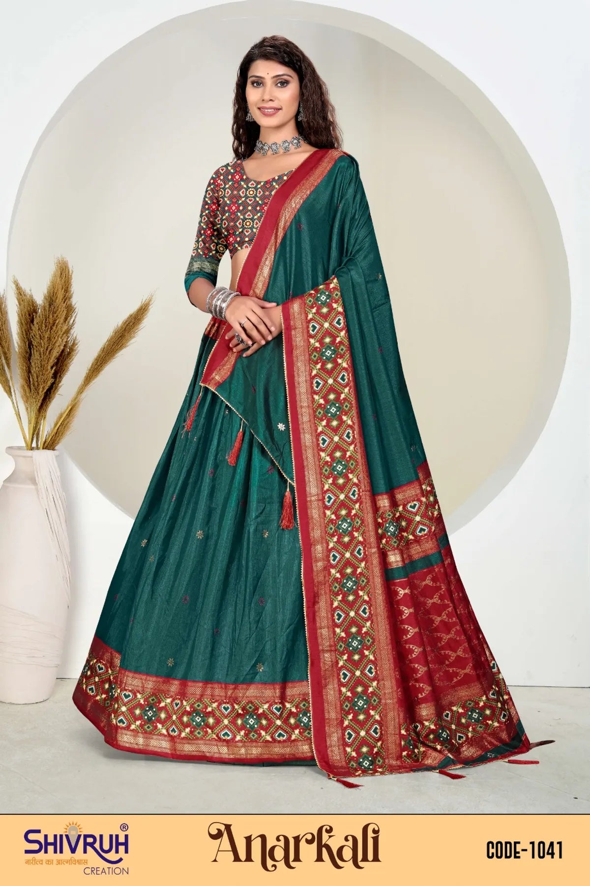 Saree blouse set with front-pleated silk top