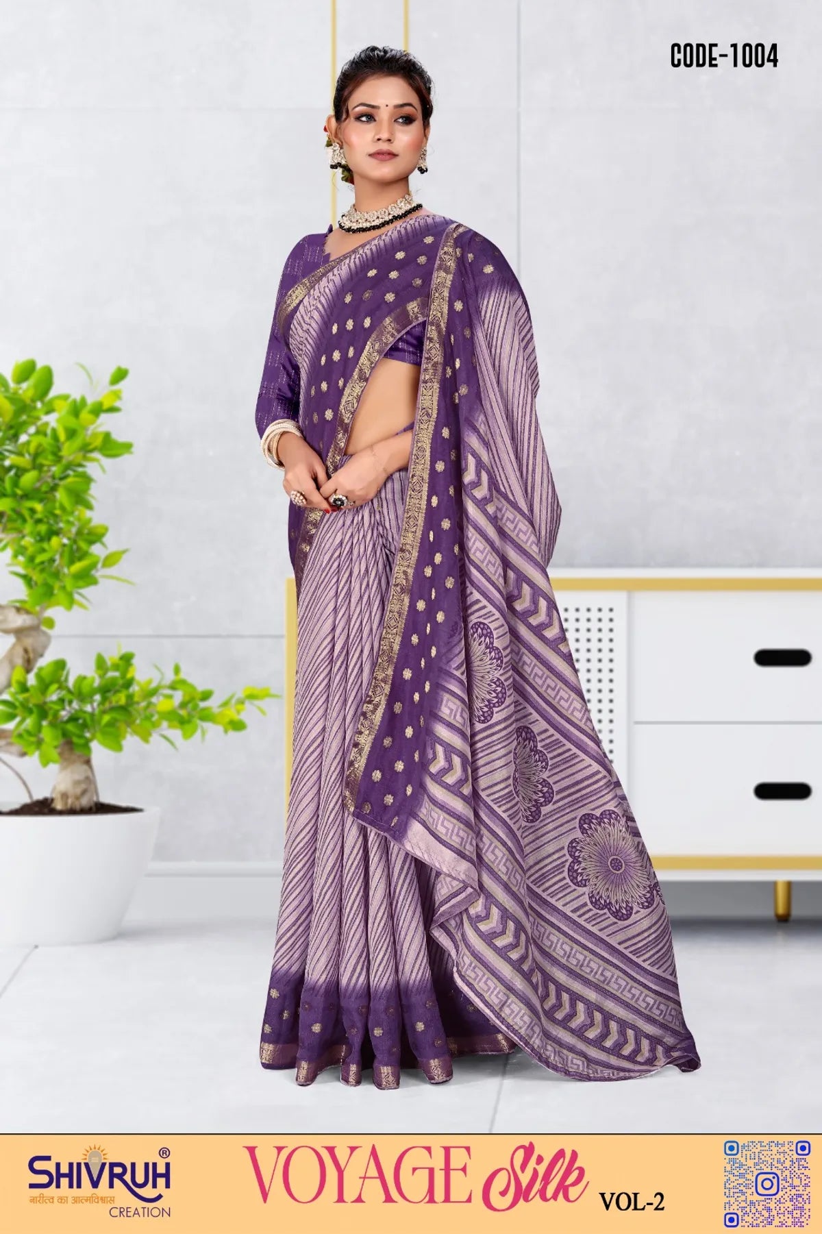 Printed lehriya saree with gold lace detailing