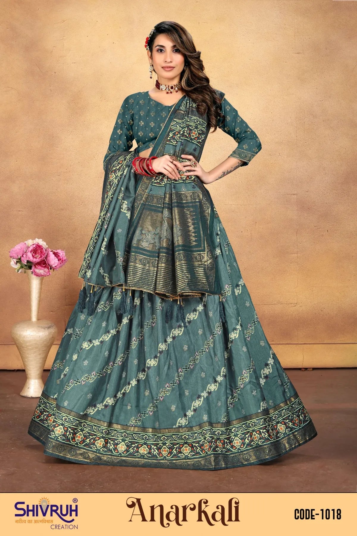Lehriya saree in monochrome black and white