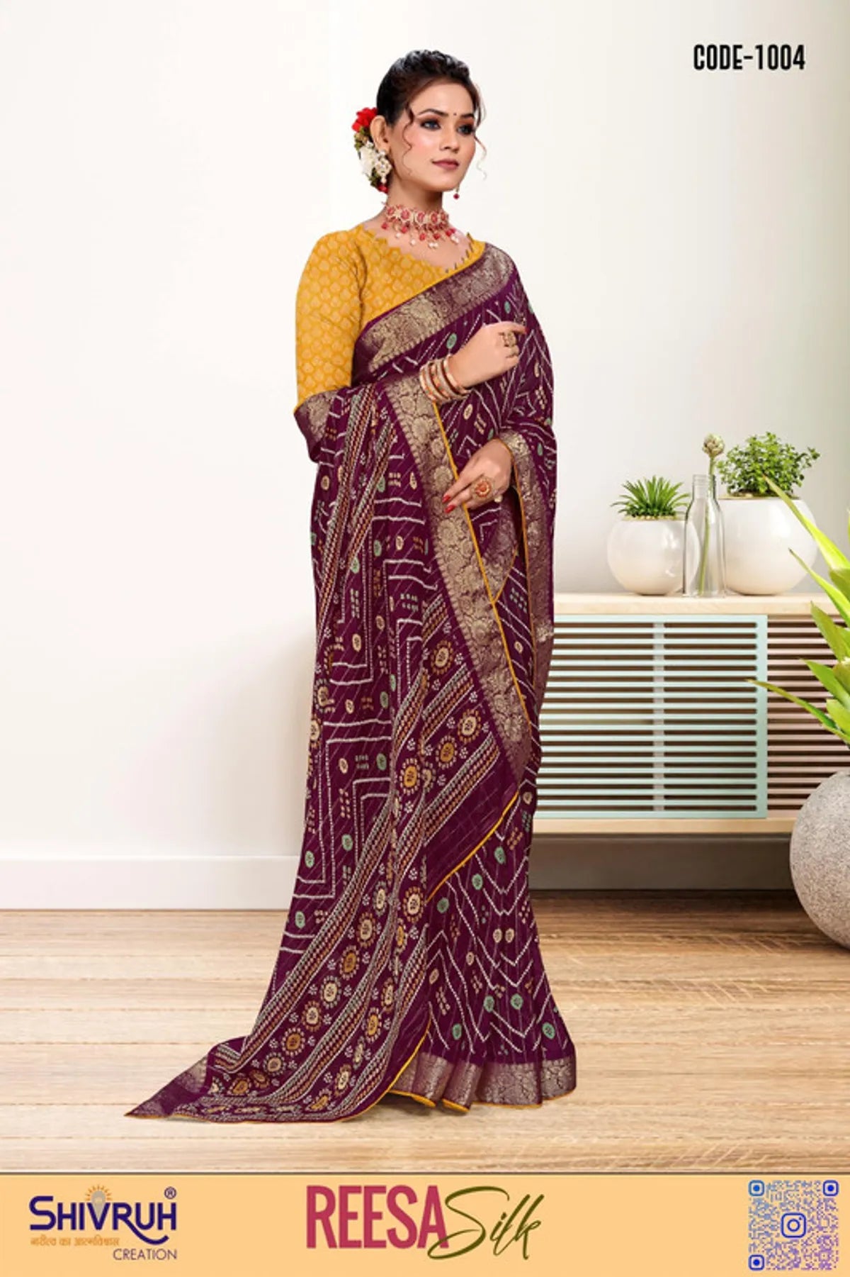 Lehriya saree in vibrant pink with gold border