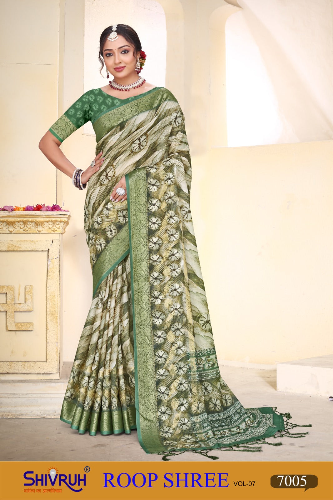 Bridal red saree with heavy zari work by SHIVRUH.