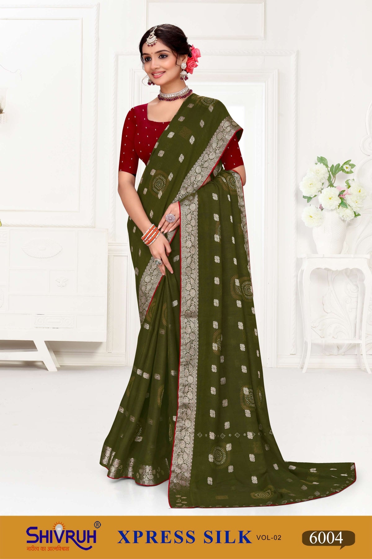 Chiffon lehariya saree with contrast piping