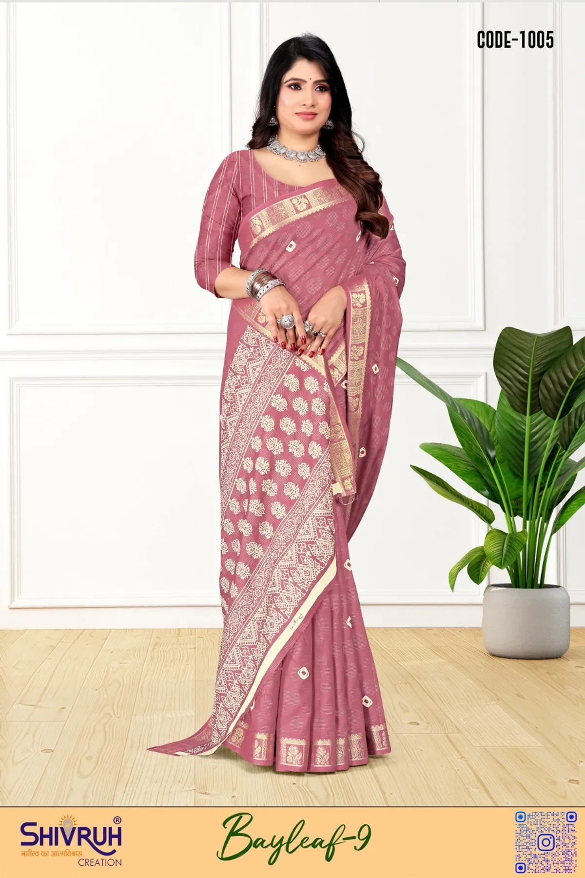 Lehariya saree in peach ombré wave detailing