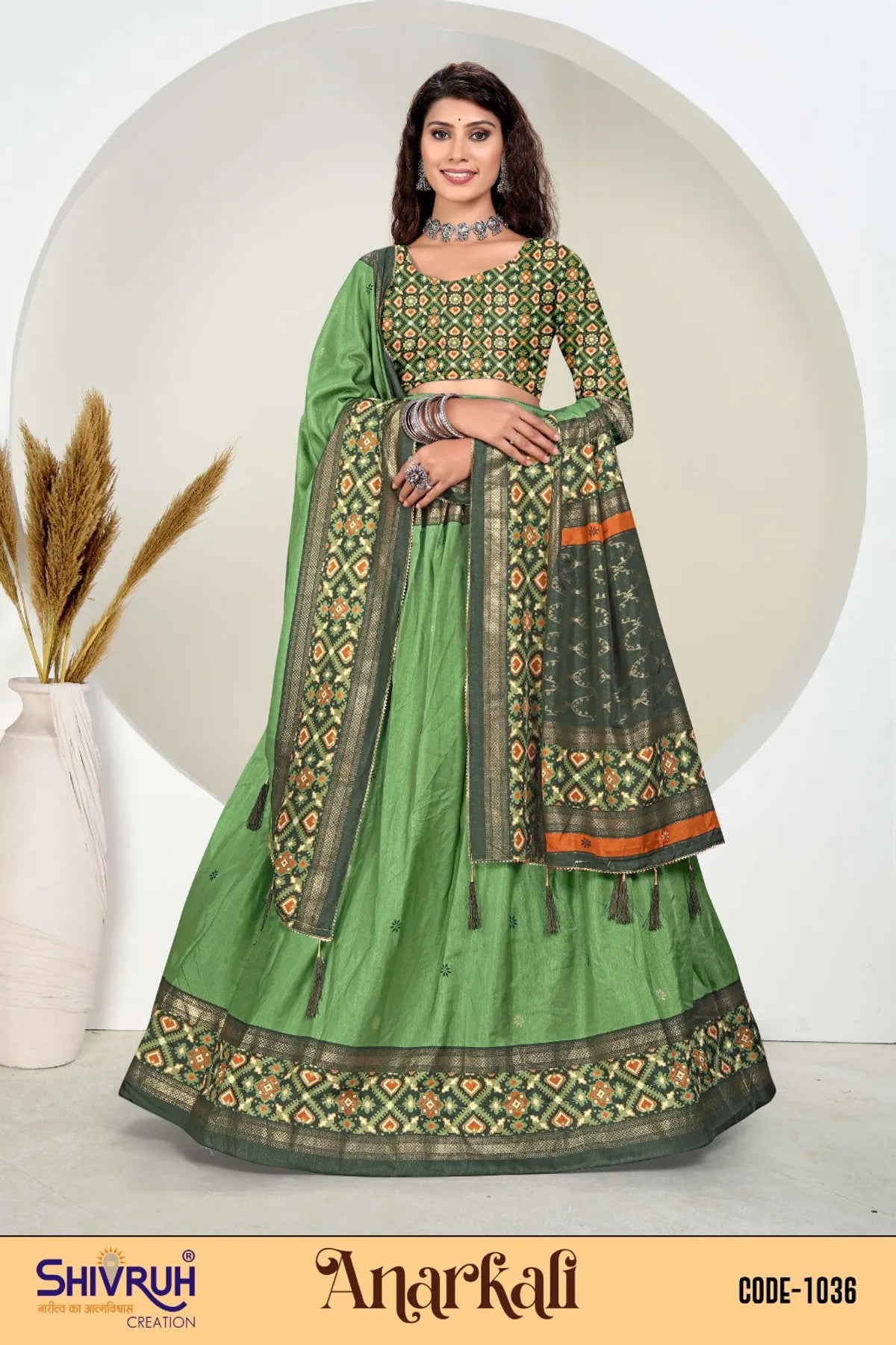 Women saree in stir-cream with embroidered border