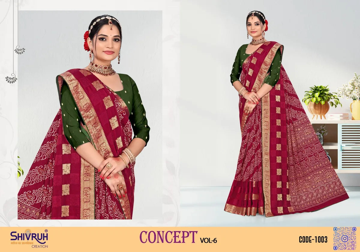 Embroidered saree blouse in velvet with beadwork